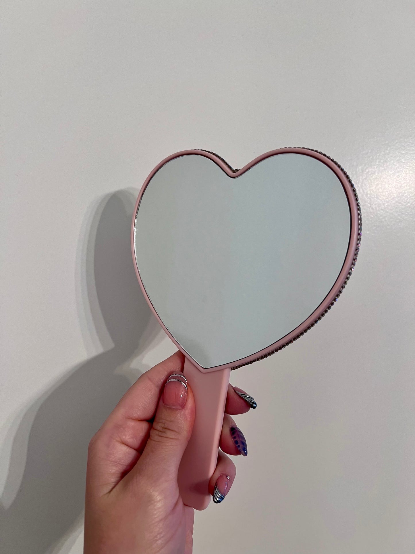 PINK LASH MIRROR
