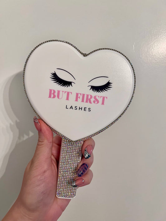 WHITE LASH MIRROR
